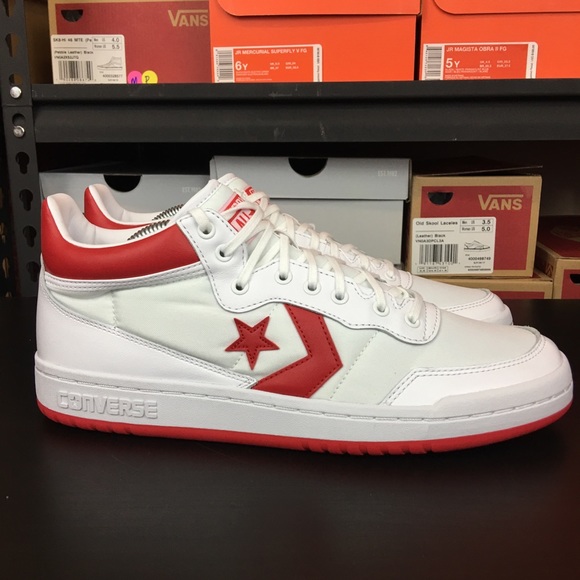 converse fast break red